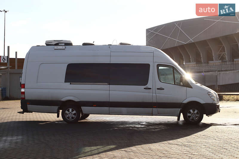 Будинок на колесах Mercedes-Benz Sprinter 2007 в Львові