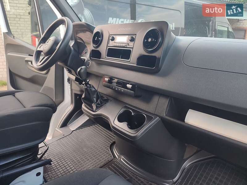 Вантажний фургон Mercedes-Benz Sprinter 2020 в Здолбуніві
