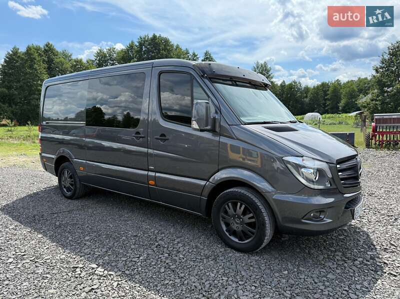 Микроавтобус Mercedes-Benz Sprinter 2014 в Ровно фото Микроавтобус Mercedes-Benz Sprinter 2014 в Ровно