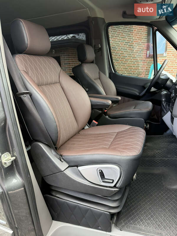 Микроавтобус Mercedes-Benz Sprinter 2014 в Ровно фото 18 Микроавтобус Mercedes-Benz Sprinter 2014 в Ровно