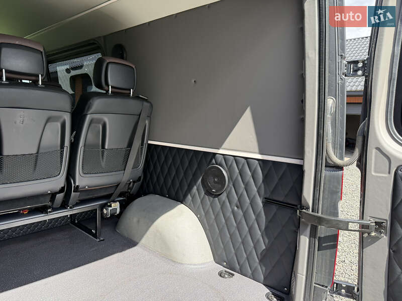 Микроавтобус Mercedes-Benz Sprinter 2014 в Ровно фото 40 Микроавтобус Mercedes-Benz Sprinter 2014 в Ровно