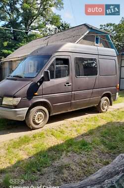 Грузопассажирский фургон Mercedes-Benz Sprinter 1998 в Черновцах