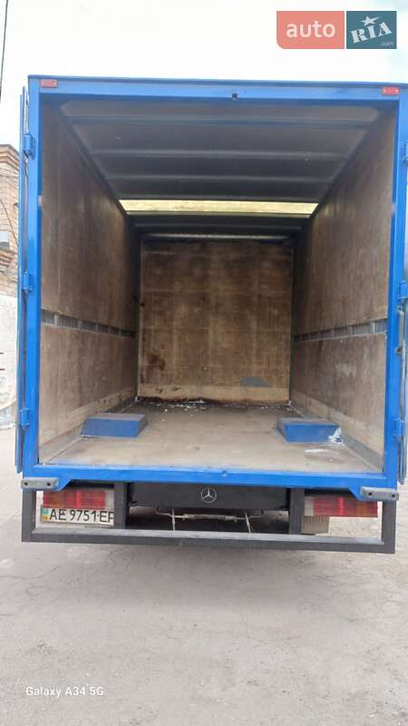 Грузовой фургон Mercedes-Benz Sprinter 2004 в Кривом Роге фото 8 Грузовой фургон Mercedes-Benz Sprinter 2004 в Кривом Роге