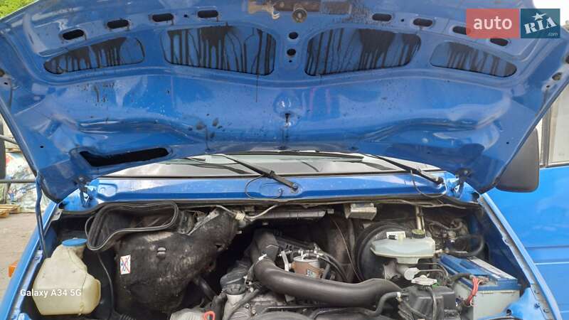 Грузовой фургон Mercedes-Benz Sprinter 2004 в Кривом Роге фото 16 Грузовой фургон Mercedes-Benz Sprinter 2004 в Кривом Роге