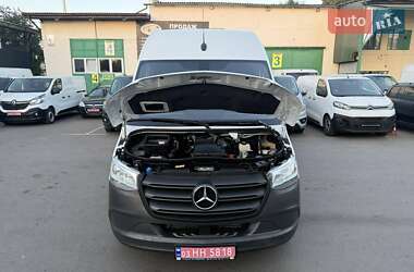 Грузовой фургон Mercedes-Benz Sprinter 2022 в 