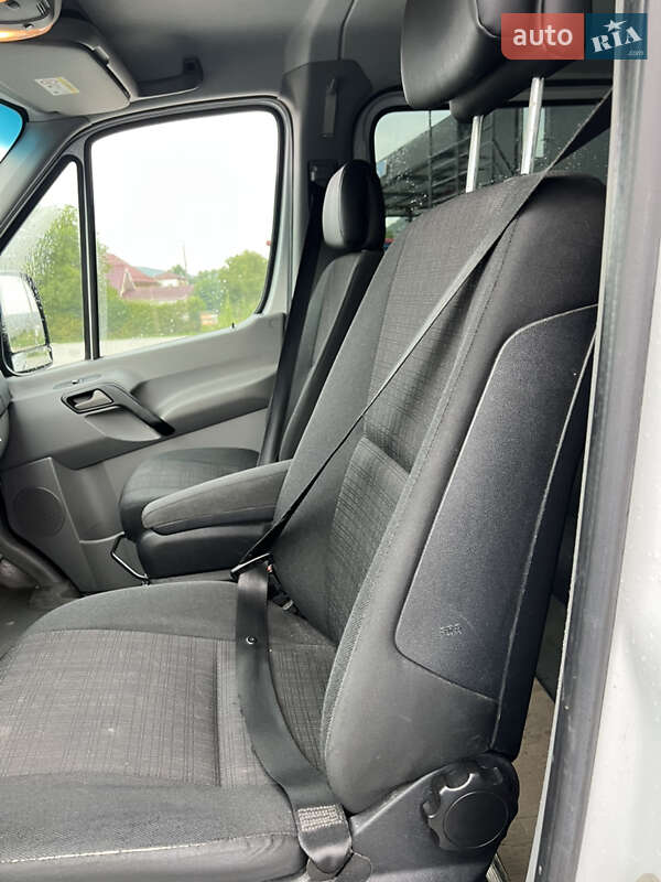 Микроавтобус Mercedes-Benz Sprinter 2016 в Косове