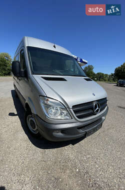 Грузовой фургон Mercedes-Benz Sprinter 2012 в 