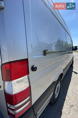 Грузовой фургон Mercedes-Benz Sprinter 2012 в 