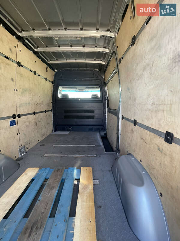Грузовой фургон Mercedes-Benz Sprinter 2012 в Черновцах