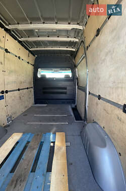 Грузовой фургон Mercedes-Benz Sprinter 2012 в 