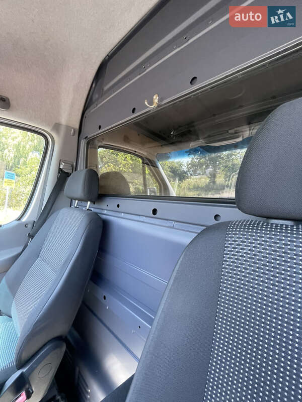 Грузовой фургон Mercedes-Benz Sprinter 2012 в Черновцах