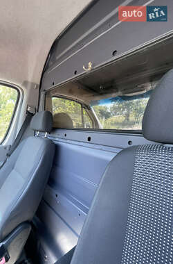Грузовой фургон Mercedes-Benz Sprinter 2012 в 