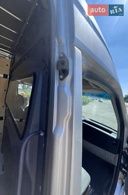 Грузовой фургон Mercedes-Benz Sprinter 2012 в 