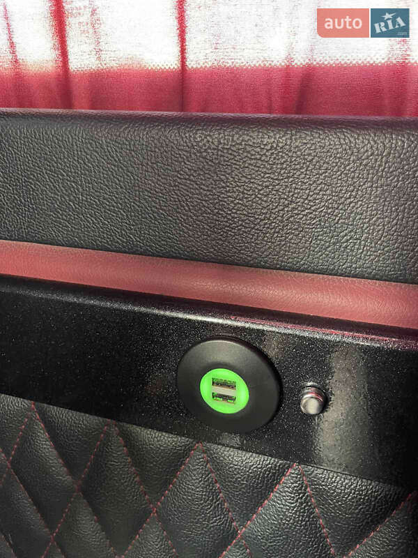 Мікроавтобус Mercedes-Benz Sprinter 2015 в Дніпрі фото 16 Мікроавтобус Mercedes-Benz Sprinter 2015 в Дніпрі