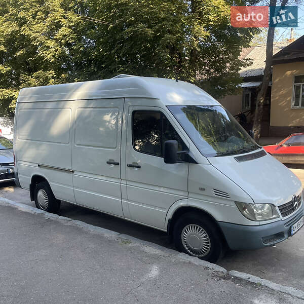 Грузовой фургон Mercedes-Benz Sprinter 2005 в Житомире