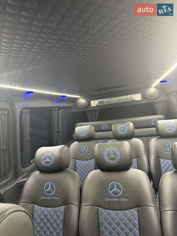 Микроавтобус Mercedes-Benz Sprinter 2003 в Днепре