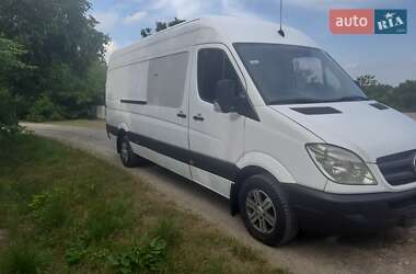 Грузовой фургон Mercedes-Benz Sprinter 2012 в Малинцах