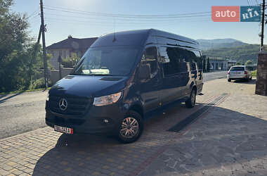 Грузовой фургон Mercedes-Benz Sprinter 2023 в 