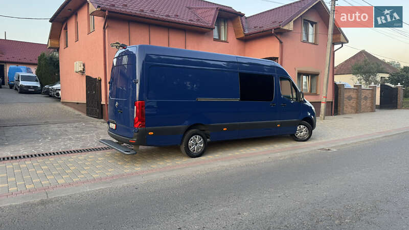 Вантажний фургон Mercedes-Benz Sprinter 2023 в Сваляві