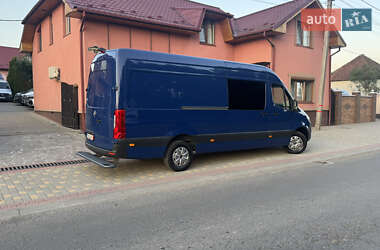 Грузовой фургон Mercedes-Benz Sprinter 2023 в 