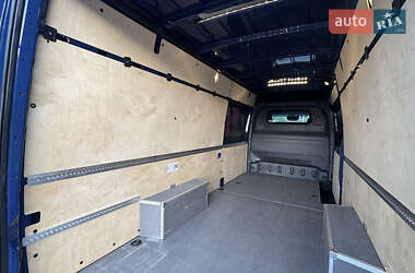 Грузовой фургон Mercedes-Benz Sprinter 2023 в 