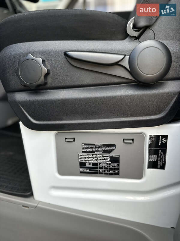 Другие грузовики Mercedes-Benz Sprinter 2016 в Ужгороде