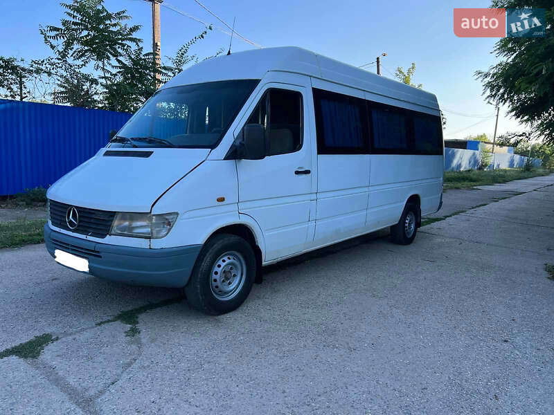 Мікроавтобус Mercedes-Benz Sprinter 2000 в Запоріжжі