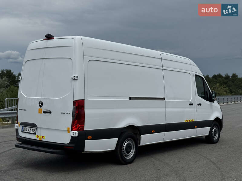 Вантажний фургон Mercedes-Benz Sprinter 2022 в Рівному
