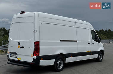 Грузовой фургон Mercedes-Benz Sprinter 2022 в 