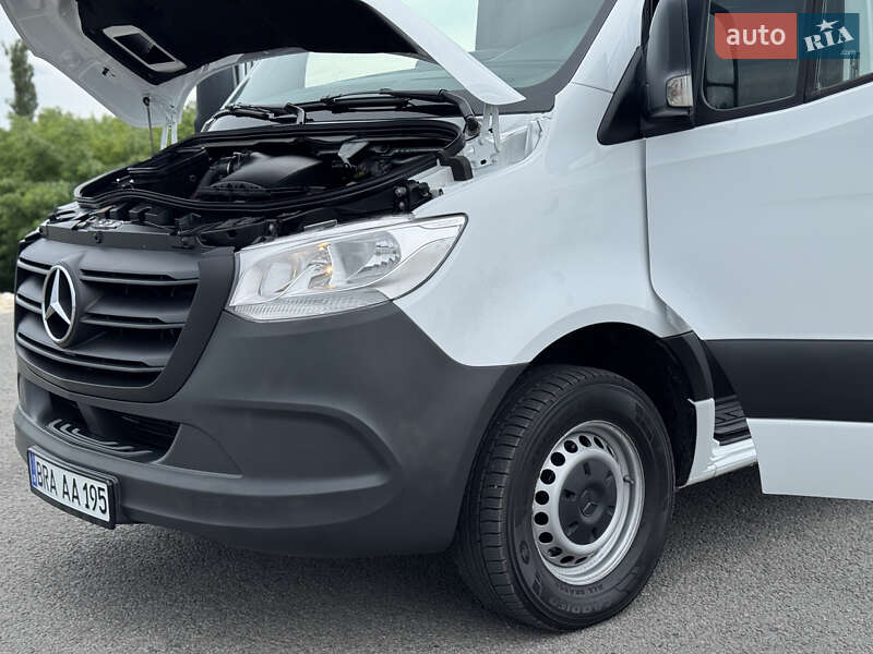 Вантажний фургон Mercedes-Benz Sprinter 2022 в Рівному