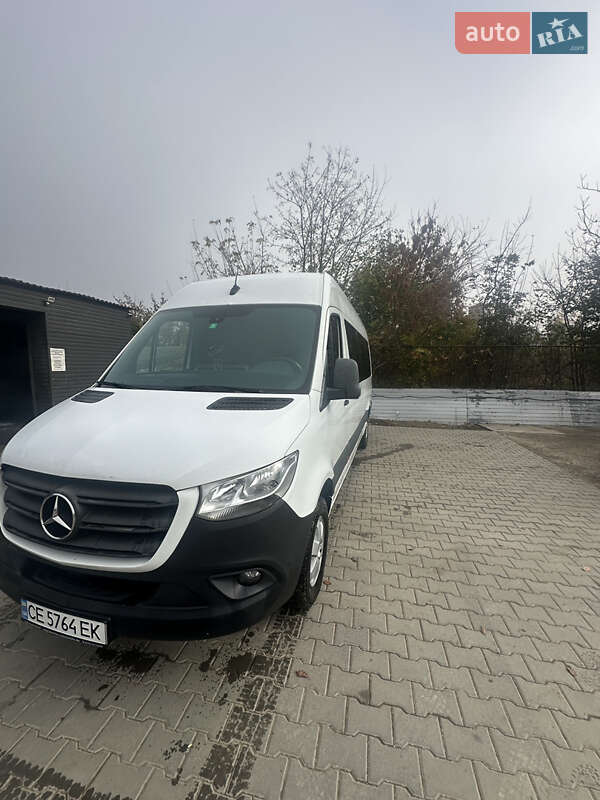 Вантажопасажирський фургон Mercedes-Benz Sprinter 2019 в Чернівцях