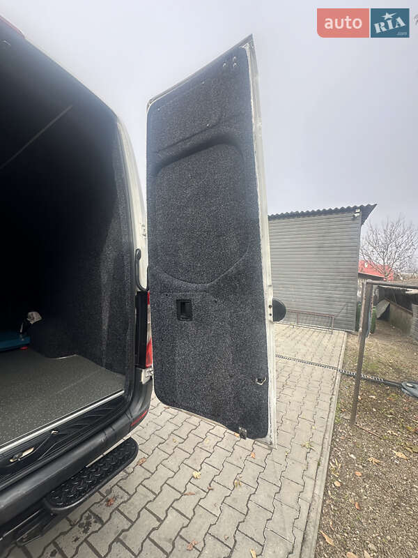 Вантажопасажирський фургон Mercedes-Benz Sprinter 2019 в Чернівцях