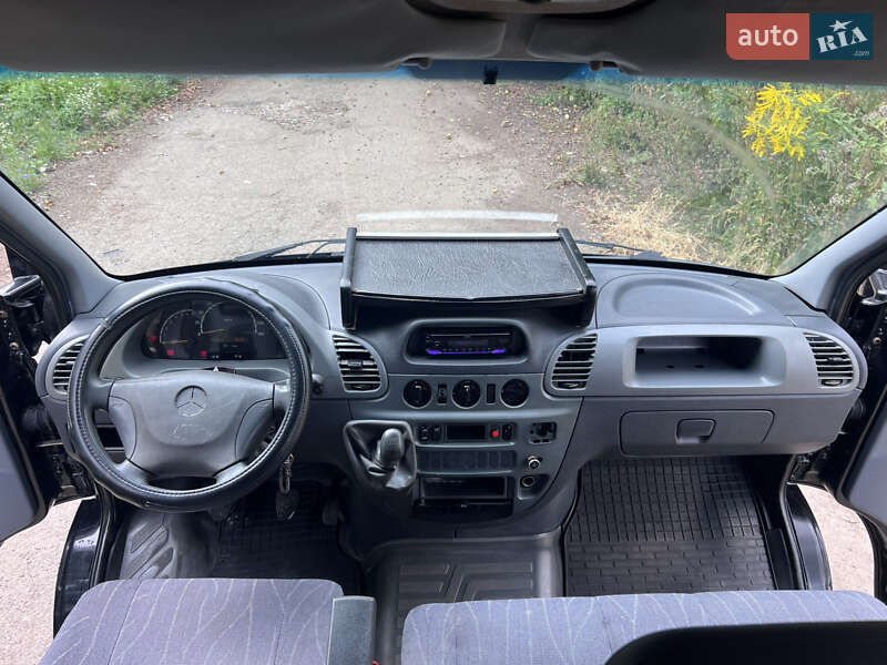 Микроавтобус Mercedes-Benz Sprinter 2000 в Луцке