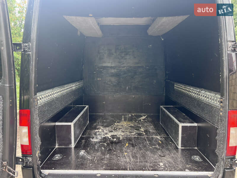 Микроавтобус Mercedes-Benz Sprinter 2000 в Луцке