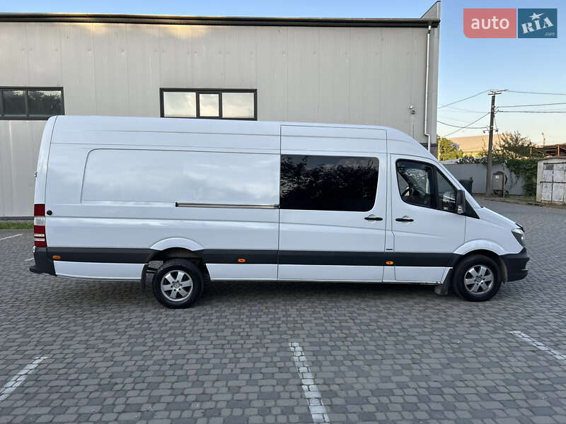 Вантажопасажирський фургон Mercedes-Benz Sprinter 2015 в Івано-Франківську