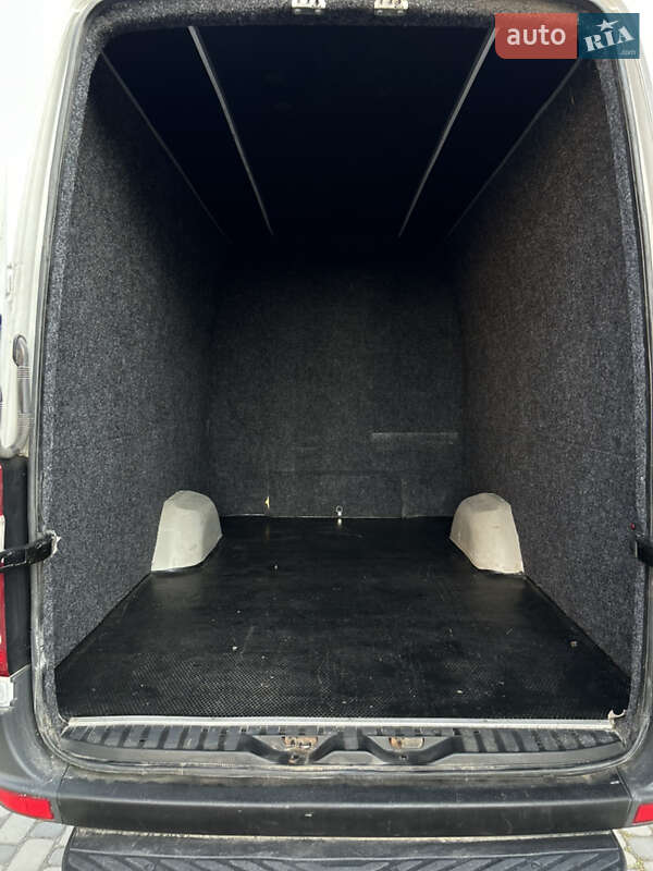 Вантажопасажирський фургон Mercedes-Benz Sprinter 2015 в Івано-Франківську