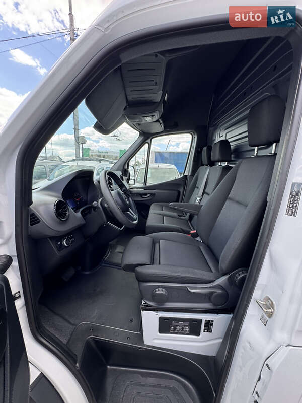 Вантажний фургон Mercedes-Benz Sprinter 2020 в Києві фото 13 Вантажний фургон Mercedes-Benz Sprinter 2020 в Києві