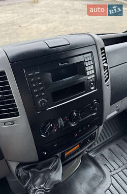 Грузовой фургон Mercedes-Benz Sprinter 2015 в 