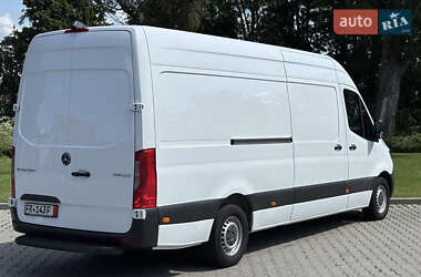 Грузовой фургон Mercedes-Benz Sprinter 2020 в 