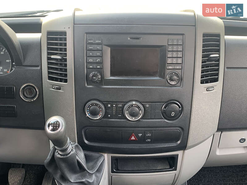 Грузопассажирский фургон Mercedes-Benz Sprinter 2016 в Стрые