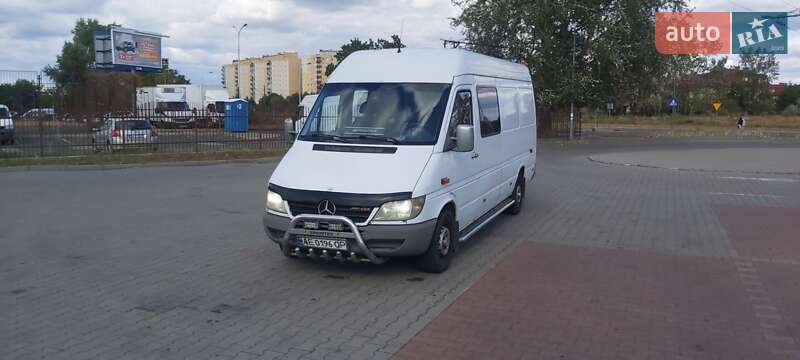 Mercedes-Benz Sprinter 2005