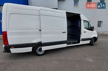 Грузовой фургон Mercedes-Benz Sprinter 2019 в 