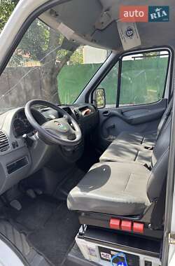 Микроавтобус Mercedes-Benz Sprinter 2000 в 