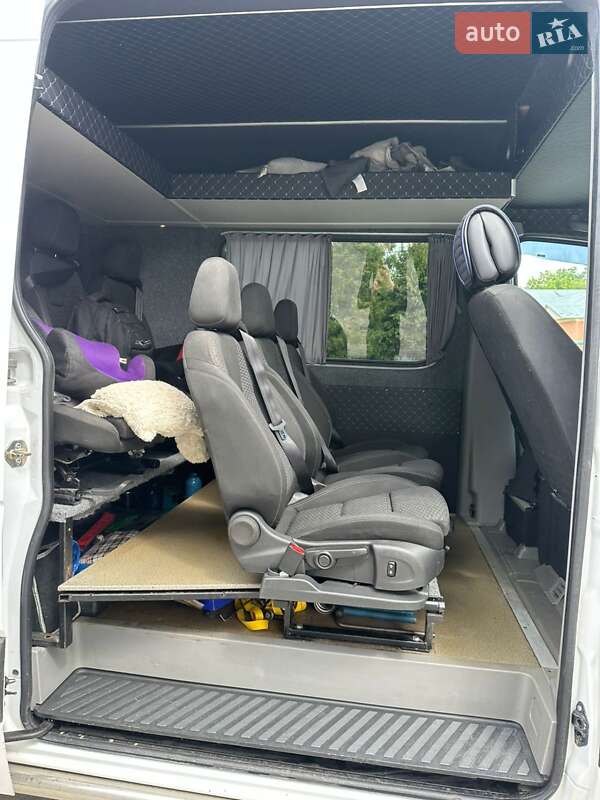 Вантажопасажирський фургон Mercedes-Benz Sprinter 2016 в Тернополі