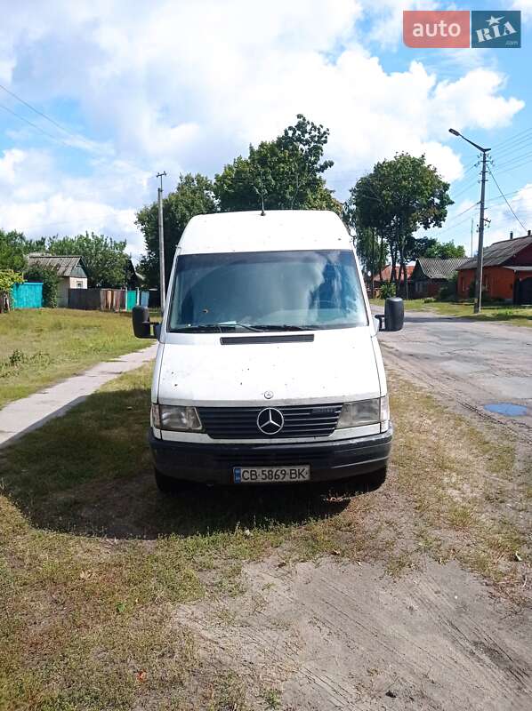 Грузовой фургон Mercedes-Benz Sprinter 1999 в Сновске