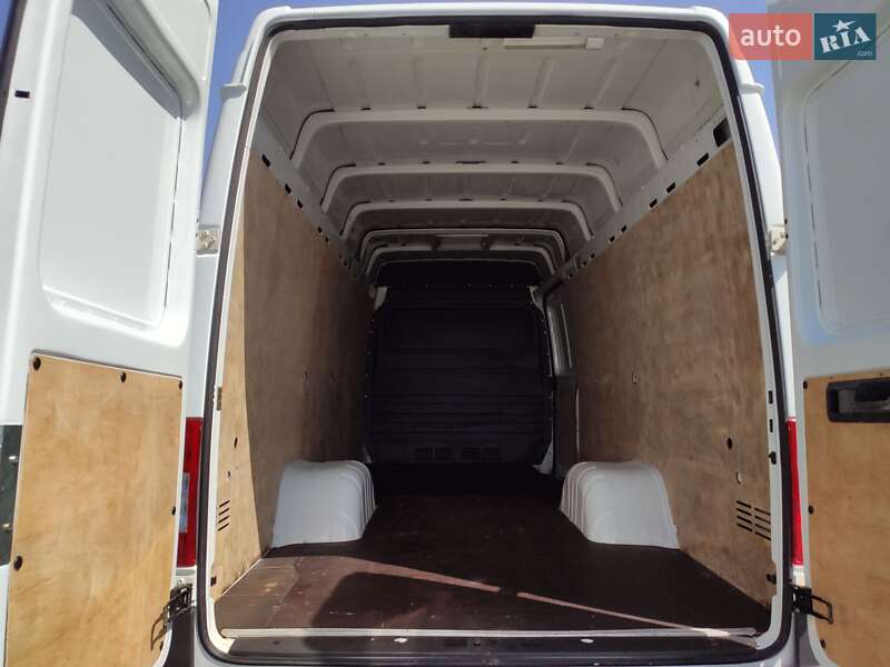 Грузовой фургон Mercedes-Benz Sprinter 2004 в Ровно
