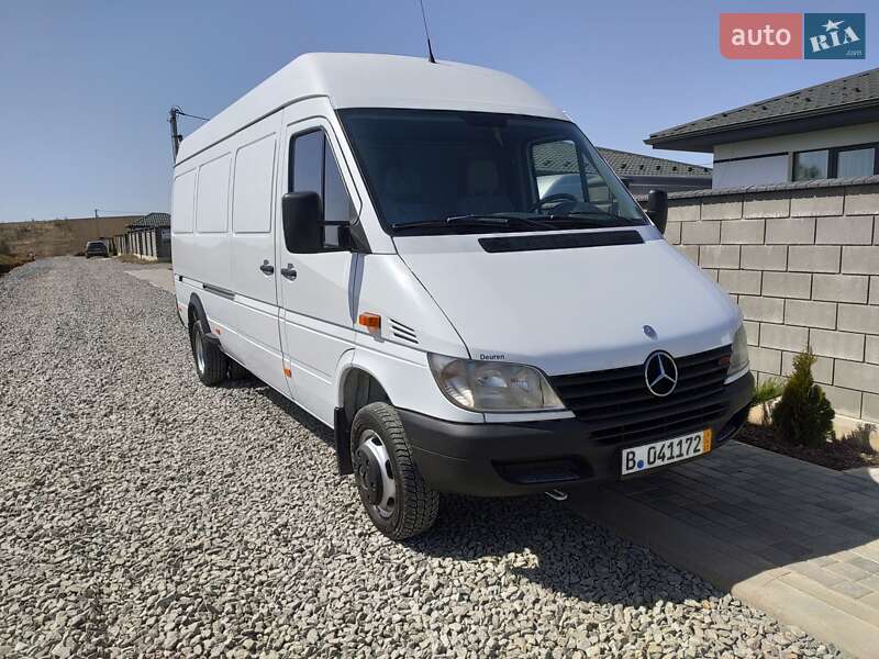 Грузовой фургон Mercedes-Benz Sprinter 2004 в Ровно