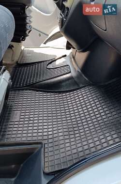 Грузовой фургон Mercedes-Benz Sprinter 2005 в 