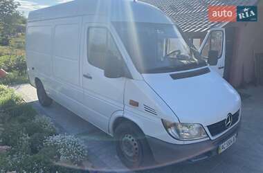 Грузовой фургон Mercedes-Benz Sprinter 2003 в Луцке