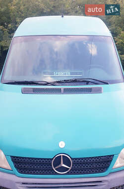 Грузовой фургон Mercedes-Benz Sprinter 2005 в Старом Селе